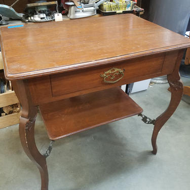 MCM occasional table 31.75 x 30.5 x 21.5