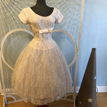 Vintage 1950s Emma Domb Lace Party Prom Dress - Size Medium 