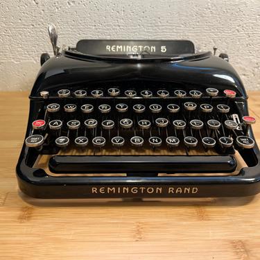 Glossy Black 1938 Remington Model 5 Streamline Typewriter w Case, New Ribbon,  Owner's Manual 