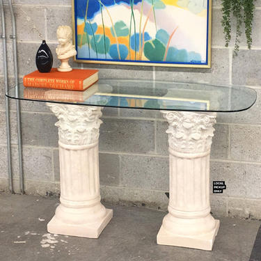 LOCAL PICKUP ONLY ———— Vintage Console Table 