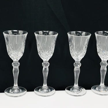 Vintage Set of (4)  Crystal  Aperitif  Cordial Glass Pineapple Cut Great Condition 