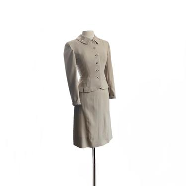 Vintage 40s designer-style beige wool skirt suit/ Russem’s café au lait career suit/ tailored 