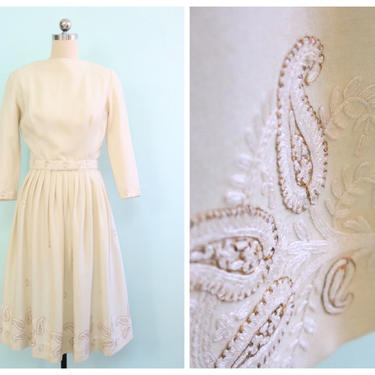 RESERVED || Vintage 1950's Embroidered Paisley Wool Dress | Size Extra Small 