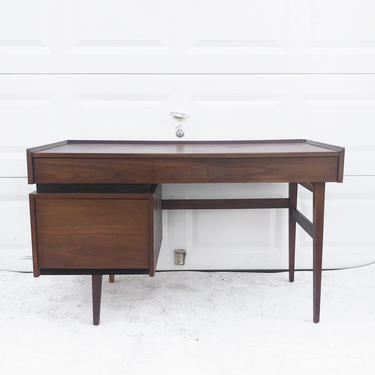 Mid-Century Writing Desk by Dillingham 