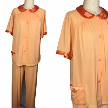 1960s Peach Vanity Fair Butterfly Design Pajama Set with Top and Pants 60s Loungewear 60's Sleepwear Women's Vintage Size M/L 