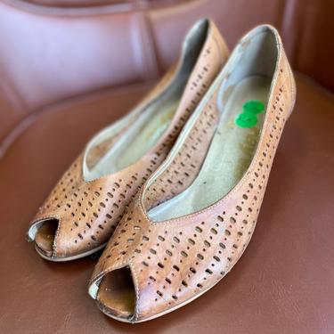 Vintage Leather Fayva Peep-Toe Kitten Heels - Size 9 