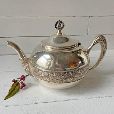 Vintage Diamond Metal Teapot With Lid // Rustic, Farmhouse, Shabby Chic Silver Teapot, Tea Lover // Perfect Gift 