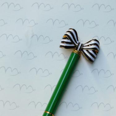Emerald & Striped Palm Leaf Bow Pen