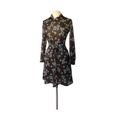 Vintage 70s brown floral polyester shirt dress| white flowers 