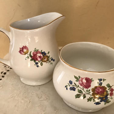 Vintage Lovely Sugar Bowl and Creamer set with gorgeous floral pattern Marked on the bottom Sadler of England 