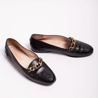 Rare Vintage Chanel Black Lambskin Leather + Gold Chain Link Loafers size 37 7 80s 90s Minimal Classic CC 