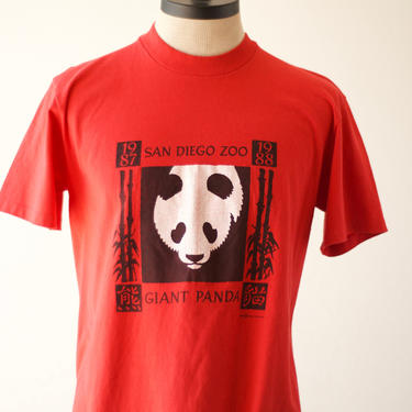 80s Vintage SAN DIEGO ZOO Giant Panda T-Shirt 1987 1988 Stedman Super Hi-Cru Single Stitch Size L 42-44 100% Cotton Short Sleeve Red Unisex 