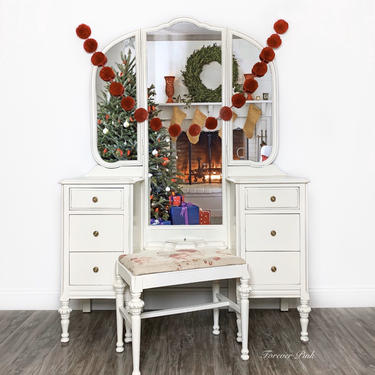 NEW - Vintage White Vanity with Trifold Miror and Bench 