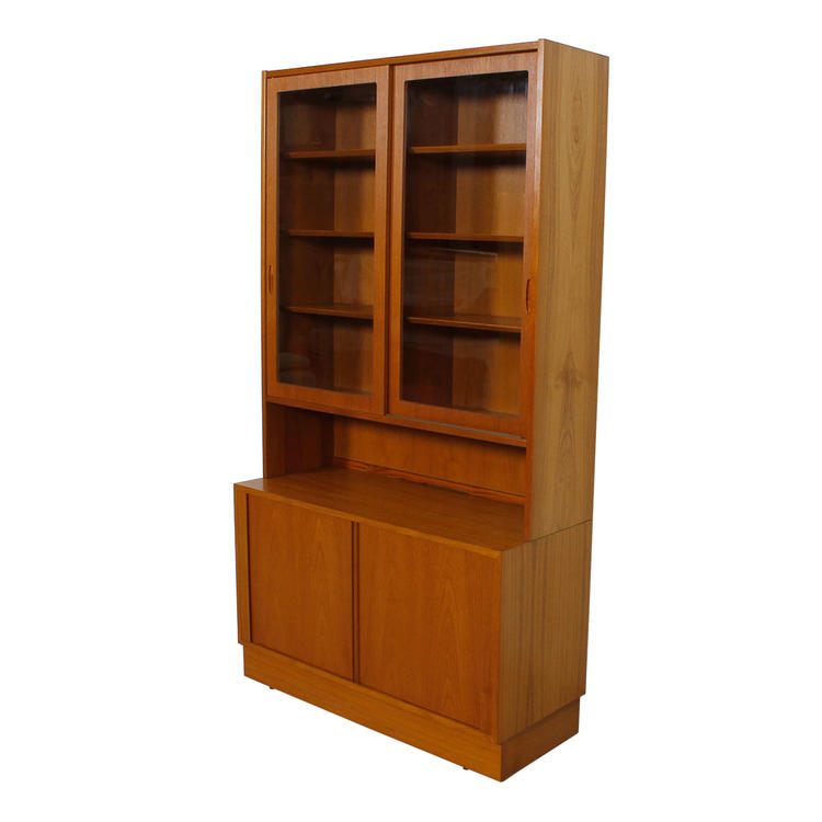 42.5 Danish Teak Bookcase / Storage / Display Cabinet by Hundevad, Denmark