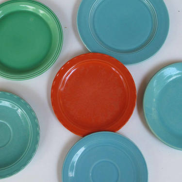 Collection California Pottery Side Saucer Salad Plates Bauer Turquoise Blue Orange Green Vernonware Ceramic Plates USA pottery Retro Kitchen 