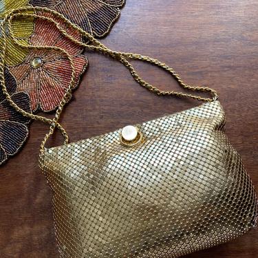 Vintage Gold Metal Mesh Shoulder Bag Purse Bright Shiny Gold Evening Bag with Chain Strap 