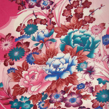 Vintage 70s Floral Pink Fabric Polyester Border Print Knit 2 Yds 