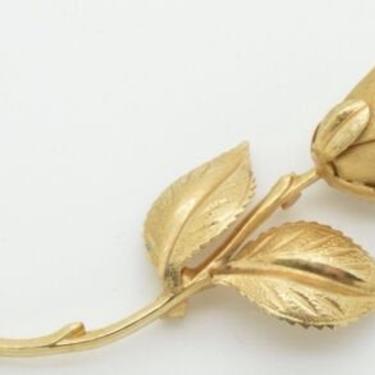 Gold Rose Pin - Vintage Brooch - Mid Century Jewelry 