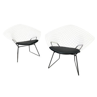 Pair of Vintage Mid Century Modern Diamond Chairs by Harry Bertoia for Knoll 