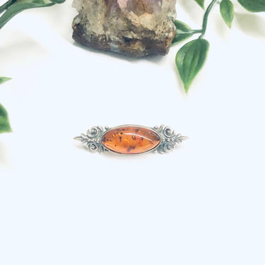 Vintage Amber and Silver Brooch, Small Amber Pin, Vintage Amber Jewelry, Unique Silver Pin 