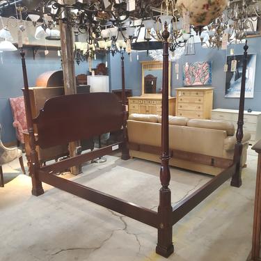Stickley King Size Federal Style Four Poster Bed