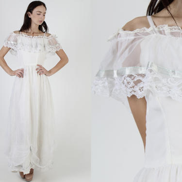 Vintage 70s Off The Shoulder Wedding Day Dress 1970s Plain White Bohemian Bridal Dress Floral Lace Prairie Long Plain Maxi Dress 