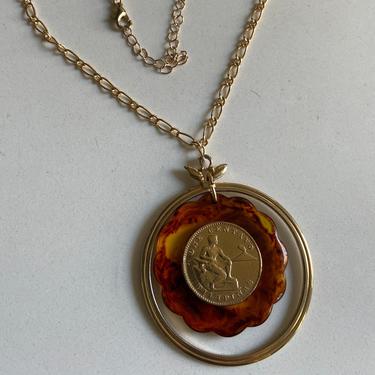 70s Tortoise Lucite and Gold Coin Pendant Necklace