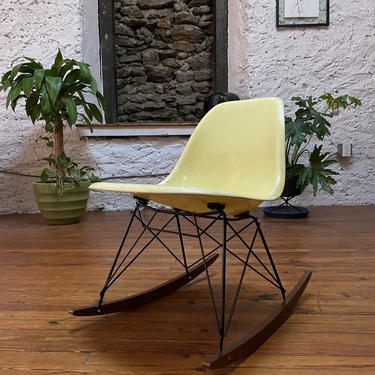 Mid century side chair Eames rocking chair mid century fiberglass shell chair 
