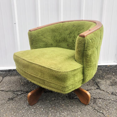 Mid-Century Swivel Lounge Chair by Adrian Pearsall 