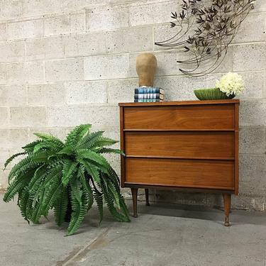 Vintage Wood Nightstand Retro Mid Century Modern 3 Draw Bureau or Console mcm Furniture LOCAL PICKUP PNLY 