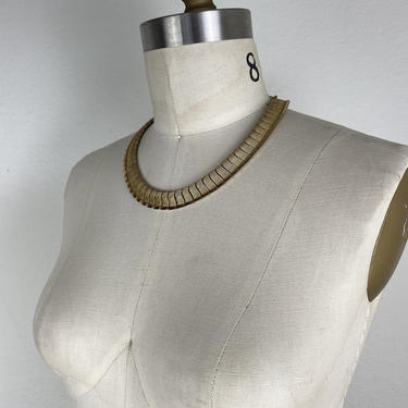 vintage gold toned minimalist bib necklace 