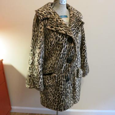 Coat Leopard print swing car coat jacket timeless classic 1960s mod fax fur by Spotted Gem Edie Sedgwick S 