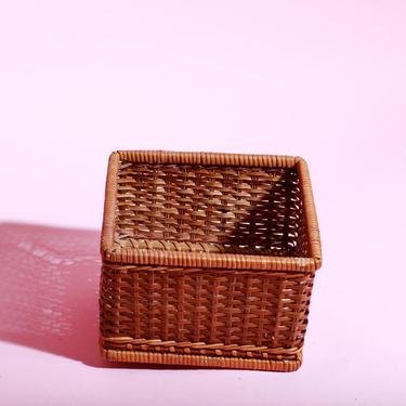 Vintage 80s Brown Square Small Wicker Tray Basket 
