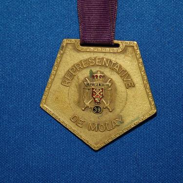 1940's DeMolay Club Emblem ~ Vintage 1940's Representative DeMolay Metal with Old Emblem and Original Worn Purple Ribbon ~ Masonic 