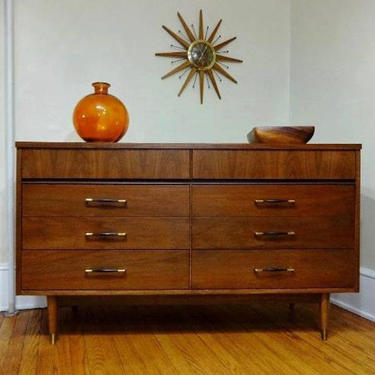 Mid Century Modern Walnut Dresser Credenza (PureVintageNYC) 