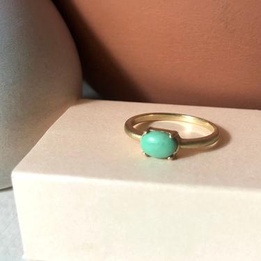 Oval Turquoise in 14k Brushed Gold Ring 
