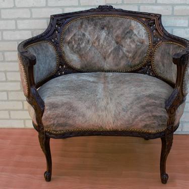 Vintage French Louis XV Style Carved Bergere Settee Chair Newly Upholstered