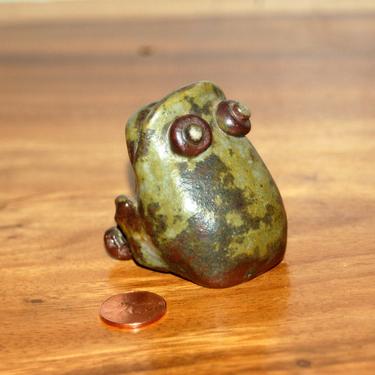 Wonderful Miniature Stylized Big Eyed / Big Mouth Toad ~ Stoneware ~ Hand Built ~  Terrarium 