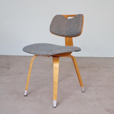 Gorgeous 1950's Mid-Century Modern Designer Bentwood Chair by Thonet - Professionally Refinished &amp; Reupholstered 