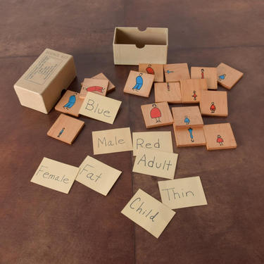 Vintage Child Cube Game 1965 ATTRIBUTE GAME PROBLEMS 