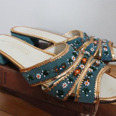 Vintage 60s 70s Blue Strappy Block Heel Beaded Upper Gold Metallic Trimmed Sandals Women's Size 7 