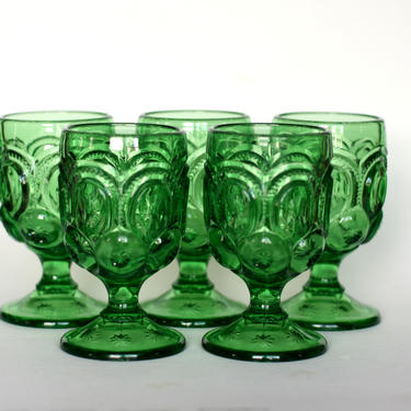vintage L.E. Smith Moon and Stars green glass goblets/set of five/8 ounce 