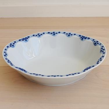 Rare Kronberg Bing and Grondahl Porcelain Oval Serving Bowl Made in Denmark, 573 