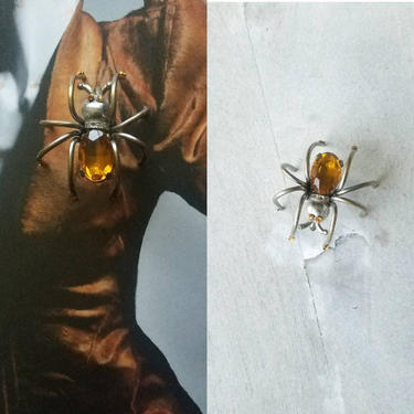 Art deco amber spider brooch, 1940s lapel pin, amber jewelry, insect brooch, gothic brooch pin, collar pin, creepy jewelry 