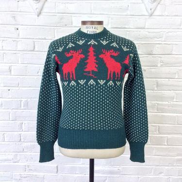 Size S - M Vintage 1940s 1950s Revere Moose and Tree Ski Sweater in Green, Red, and White 