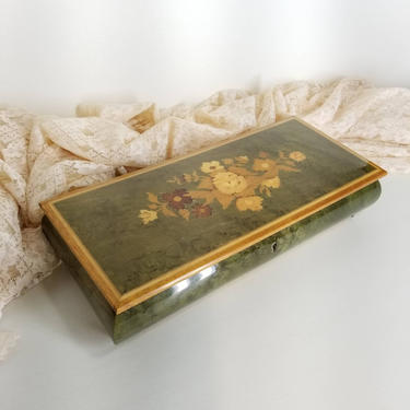 Vintage Musical Jewelry Box ~ Floral Wood Inlay Trinket Box ~ Plays &amp;quot;My Way&amp;quot; ~ Green Lacquer Blonde Roses Inlaid Jewelry Case ~ Gift for Her 