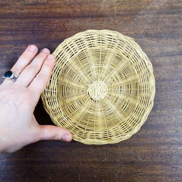 Vintage mini 7" wicker paper plate holder, rattan hor d'oeuvres or appetizer tray for camping, BBQ, outdoor dining, basket style decor 