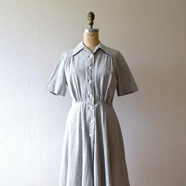 1940s striped dress . vintage 40s seersucker dress 