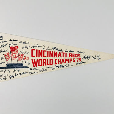 Vintage MLB Cincinnati Reds 1975 World Series Souvenir Pennant 