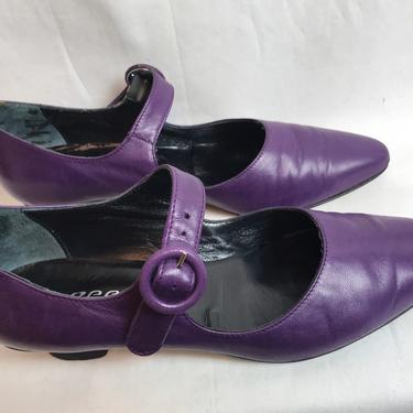 Purple Mary Janes~ pointy retro~ 70’s 80’s mod style~ Italian leather ~ size 71/2-8 